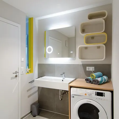 Seeart-apartment No 86 아파트 *